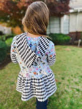 Load image into Gallery viewer, Bridge Town Hoodie