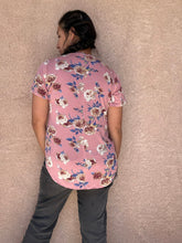 Load image into Gallery viewer, Curve Tee
