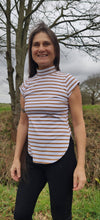 Load image into Gallery viewer, Curve Tee
